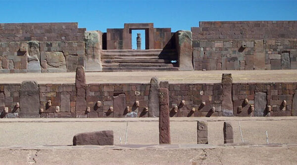 Bí ẩn không có lời giải của Puma Punku: Ai đã tạo ra những cấu trúc cự thạch như được cắt gọt bởi tia laser?