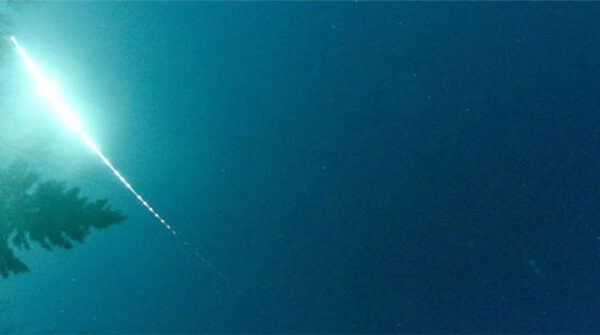 Phát hiện chấn động về "vật thể lạ từ Đám mây Oort" rơi xuống Canada