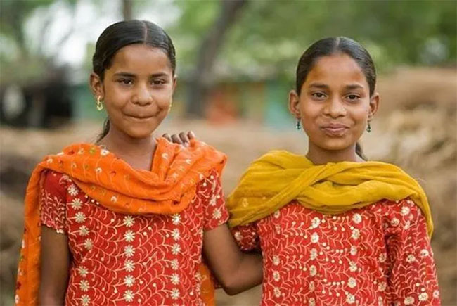 Chưa có một kết luận nào về lý do khiến làng Kodinhi có nhiều cặp sinh đôi đến vậy.