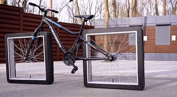 Kỹ sư người Ukraine cho ra mắt xe đạp bánh vuông