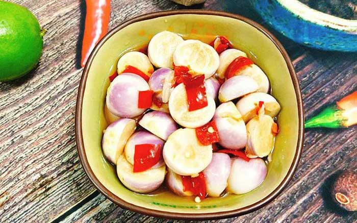 ca-muoi Cà muối chưa đủ lên men có chứa độc tố solanine.