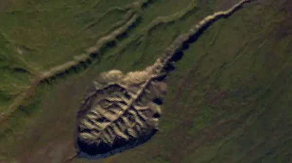NASA chụp chi tiết lạ của "nòng nọc" khổng lồ ở Siberia: Các nhà khoa học lập tức cảnh báo