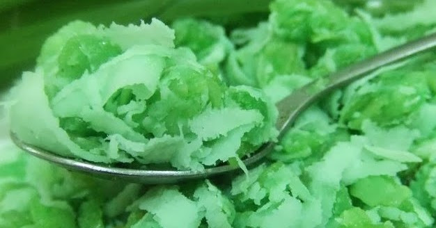 Lễ hội này được gọi là lễ hội Ok Om Pok, tổ chức vào ban đêm với lễ vật nổi tiếng là bánh cốm dẹp. Lễ hội này được gọi là lễ hội Ok Om Pok, tổ chức vào ban đêm với lễ vật nổi tiếng là bánh cốm dẹp.