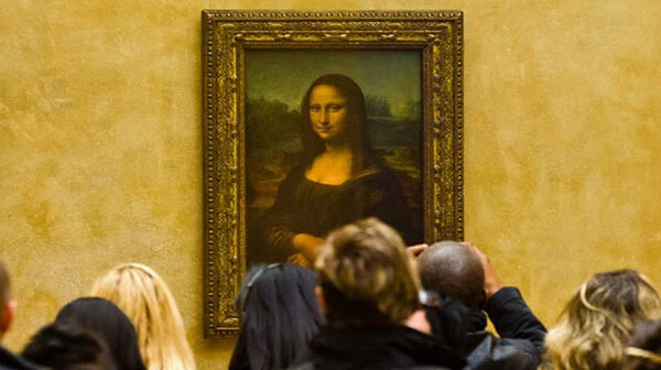 Phóng to 400 lần bức họa "Mona Lisa" nổi tiếng, chuyên gia phát hiện 3 bí mật ẩn giấu