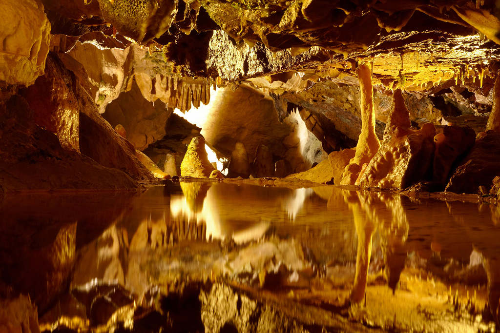 Hang động Gough ở Somerset là một trong những địa điểm "ngoài hành tinh" ở Anh Hang động Gough ở Somerset là một trong những địa điểm "ngoài hành tinh" ở Anh