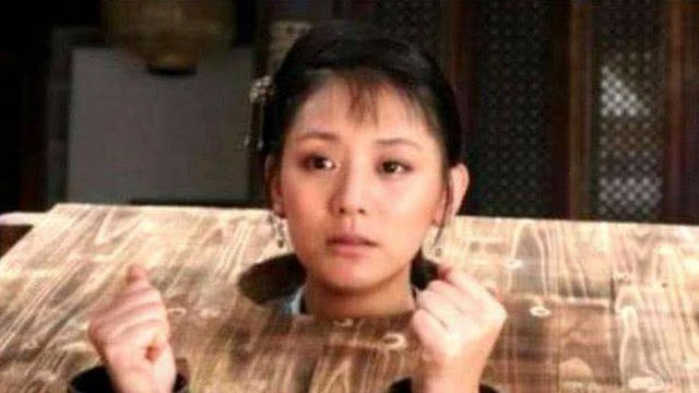 Hình phạt này thường dành cho phụ nữ  “hồng hạnh xuất tường”, chính là ngoại tình,