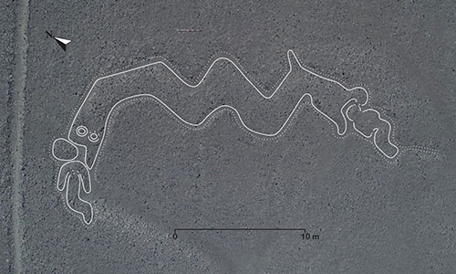 hinh-ve-bi-an-2 Geoglyph mô tả con rắn hai đầu sắp nuốt chửng người.
