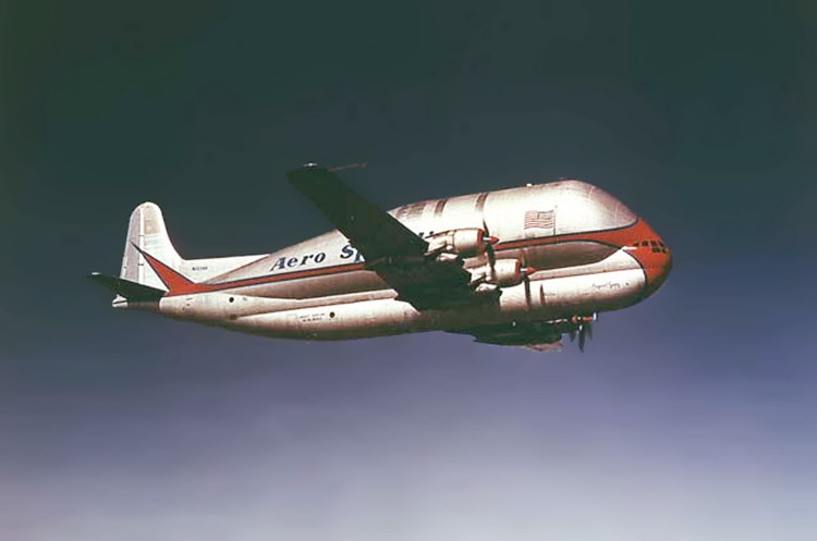 Phiên bản đầu tiên của Guppy được chế tạo trực tiếp từ thân của một chiếc Boeing 377 Stratocruiser – biến thể chở hàng. Phiên bản đầu tiên của Guppy được chế tạo trực tiếp từ thân của một chiếc Boeing 377 Stratocruiser – biến thể chở hàng.