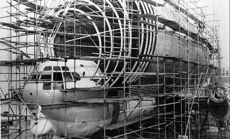 Quá trình chế tạo máy bay. Quá trình chế tạo máy bay.